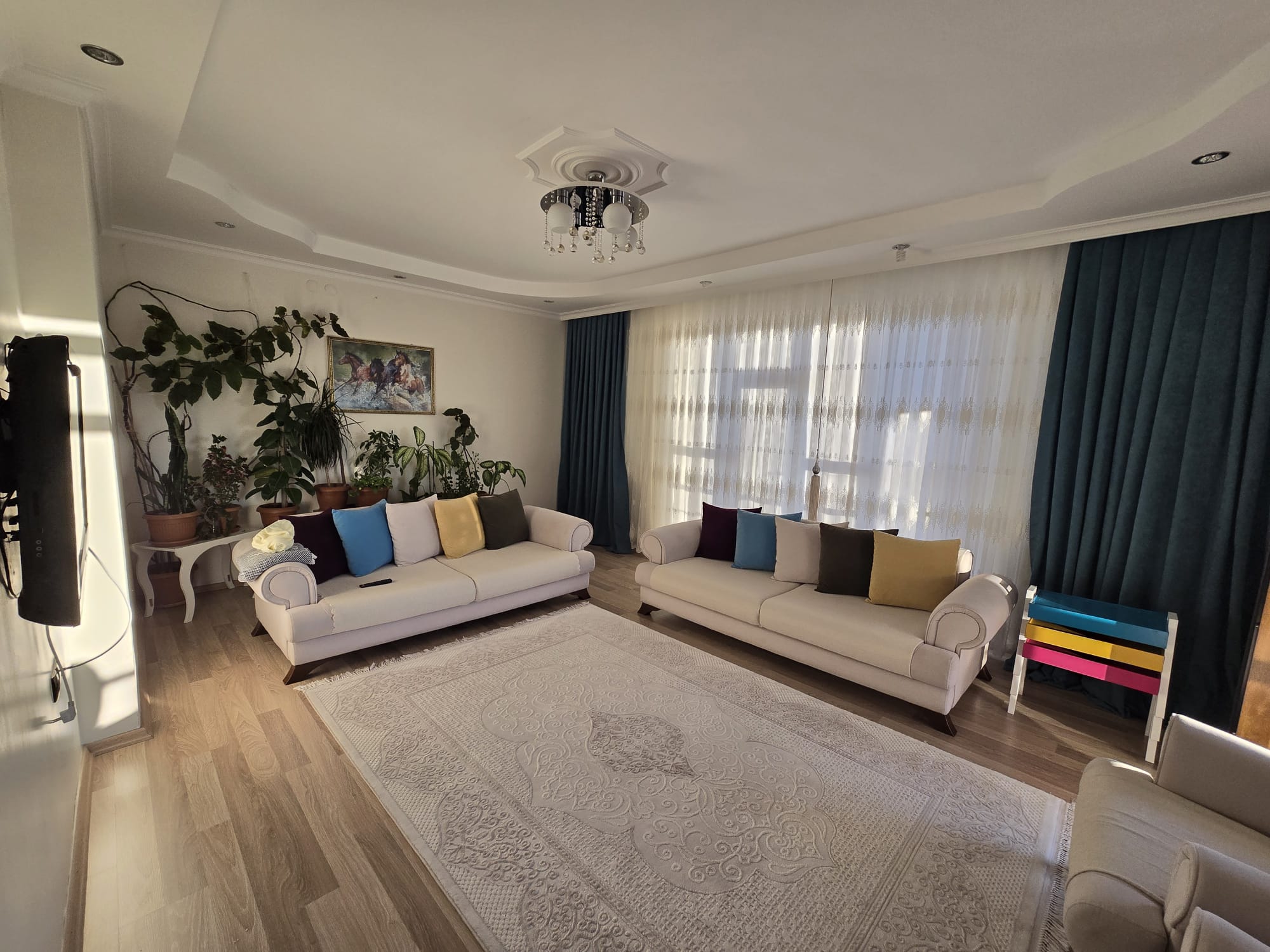 75 CADDESİ 2 PARSELDE 3+1 SATILIK DAİRE